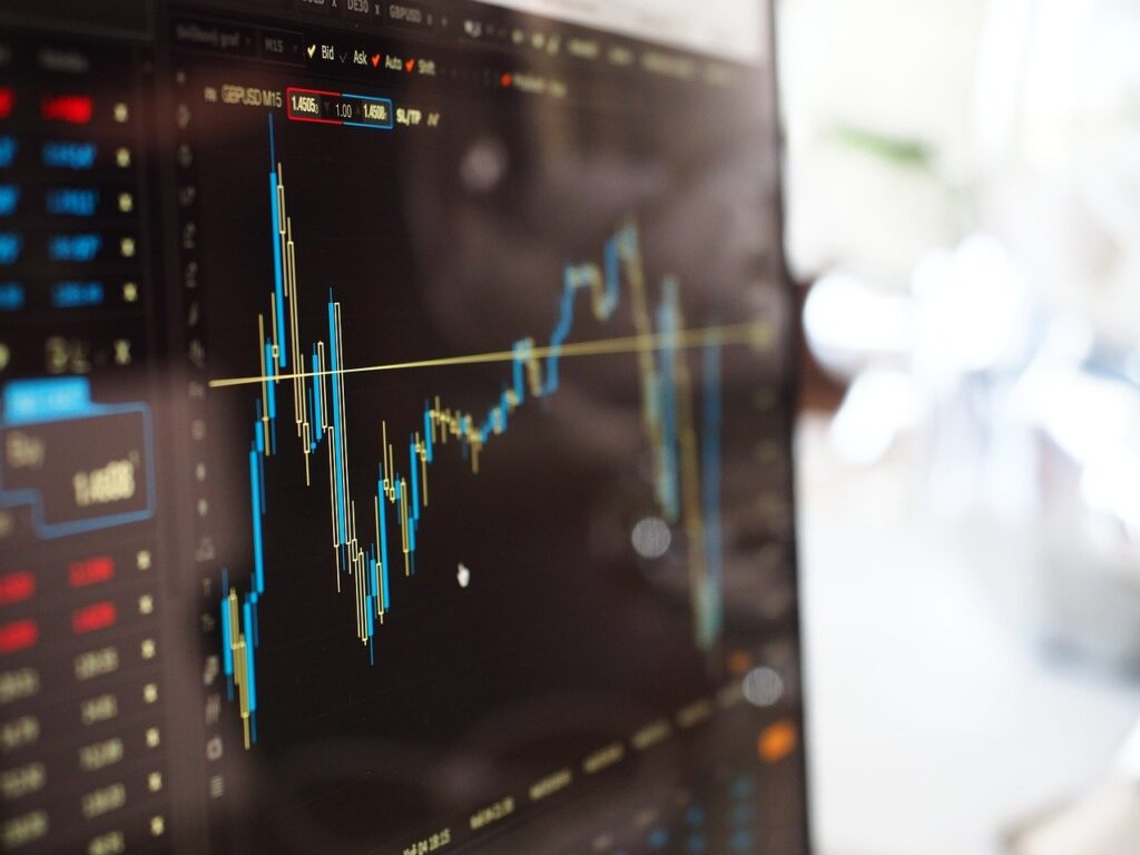 Na burzách obchodujú svoje akcie napríklad aj veľké svetové spoločnosti, ktorých produkty denne používate a platíte za ne. FOTO: Pixabay.com