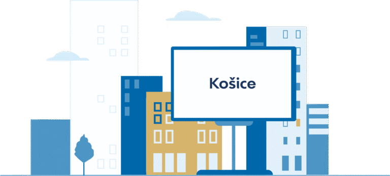 Ilustrácia mestskej krajiny s rôznymi modrými a žltými budovami. V strede je veľký billboard s nápisom Košice. V pozadí sú stromy a oblaky.