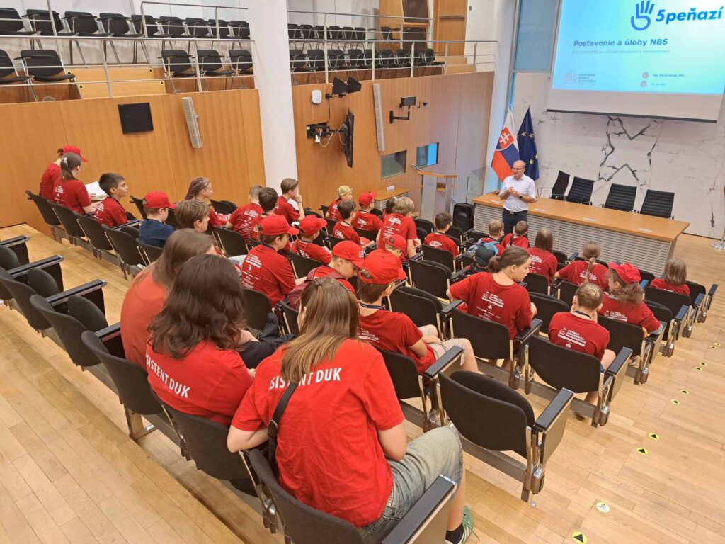 Letné vzdelávanie s 5PEŇAZÍ: Detská univerzita Komenského